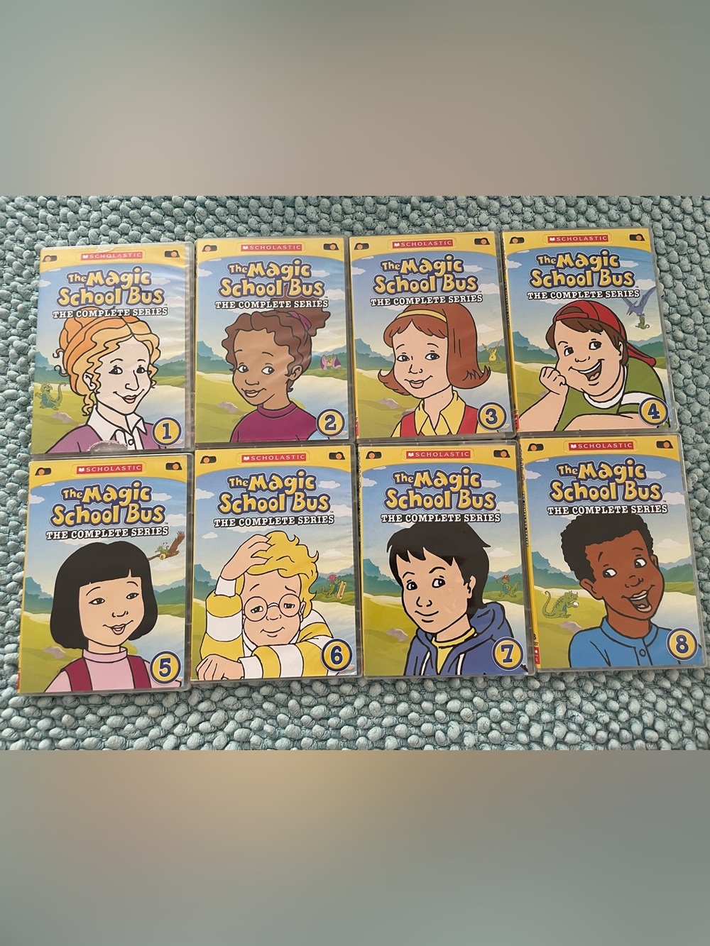 Scholastic The Magic School Bus Complete Series DVD Set 8 DVD’s Spanish/English
